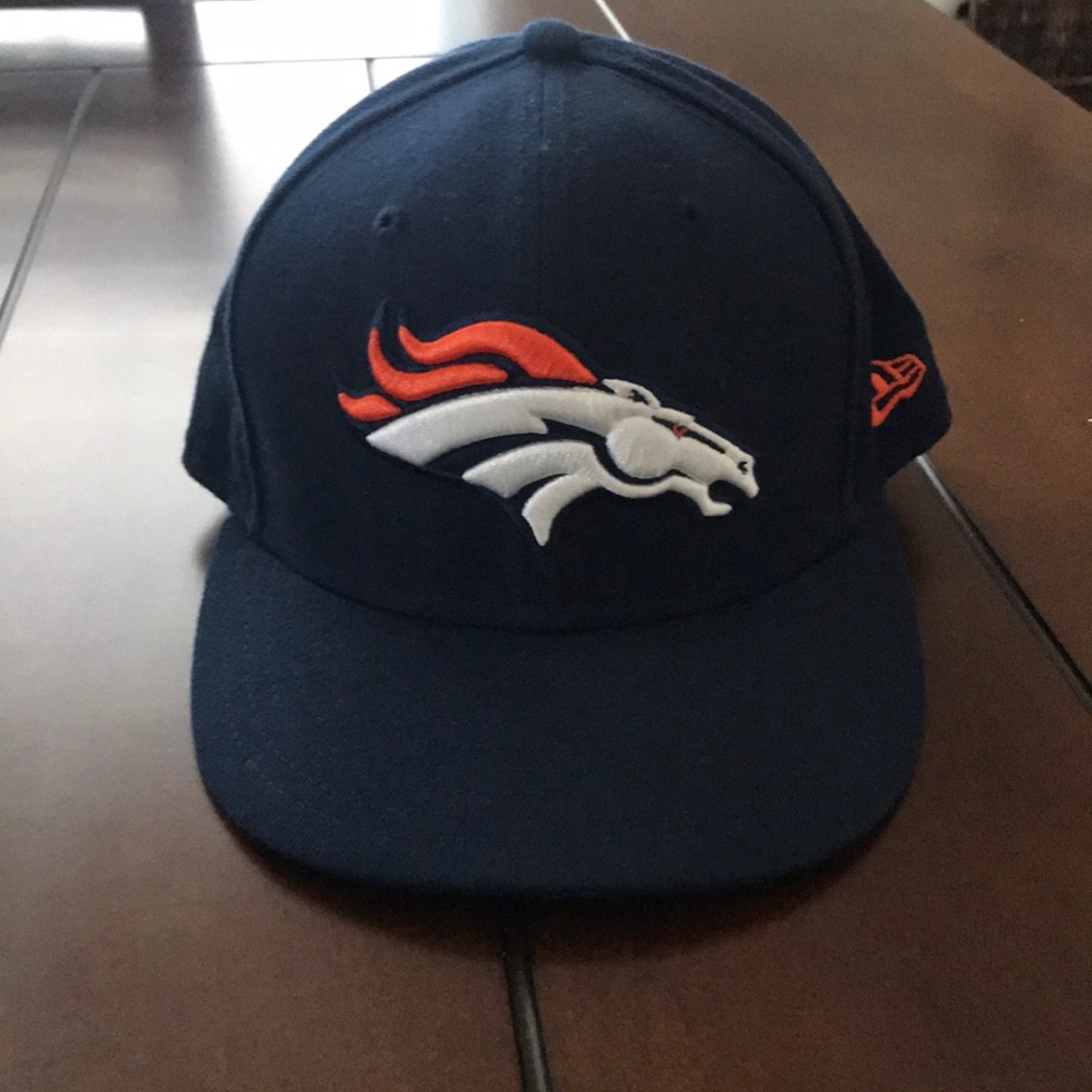 Denver Broncos New Era hat size 7 3/8